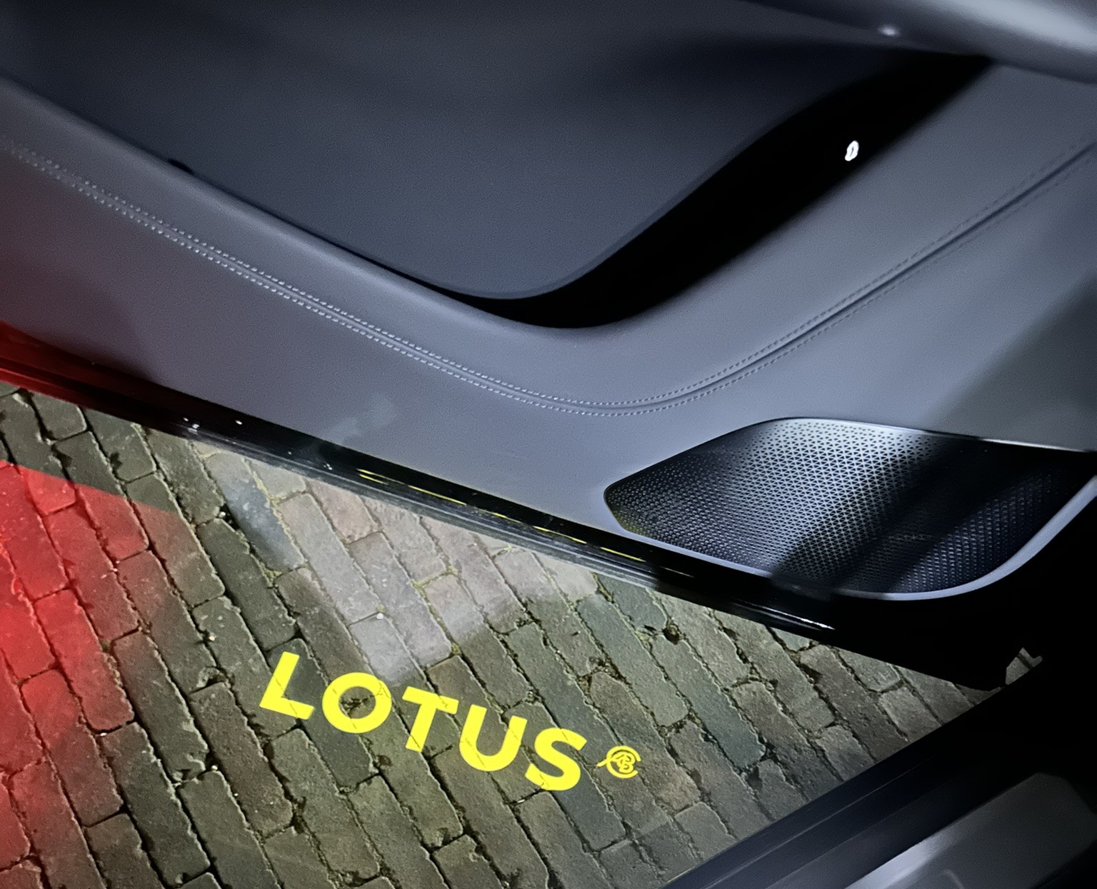 Emeya welcome projection light